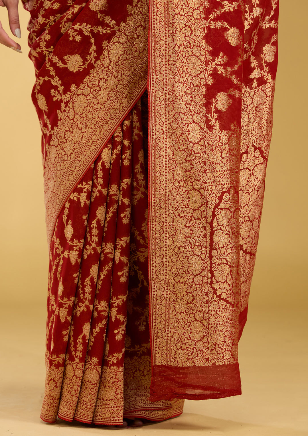 Rust Crepe Jaal Gold Zariwork Saree With Matching Blouse Piece