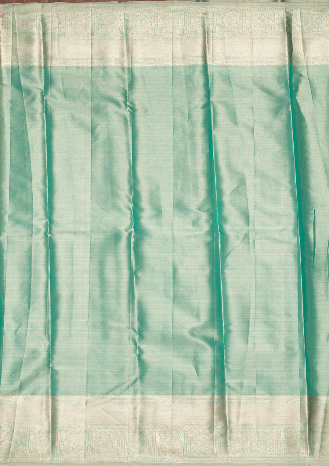 Leaf Green Tissue Jaal Saree With Matching Blouse Piece