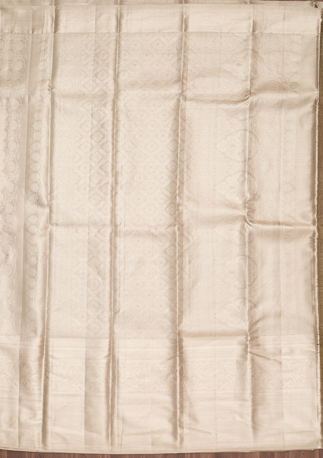 Light Grey Tissue Jaal Saree With Matching Blouse Piece
