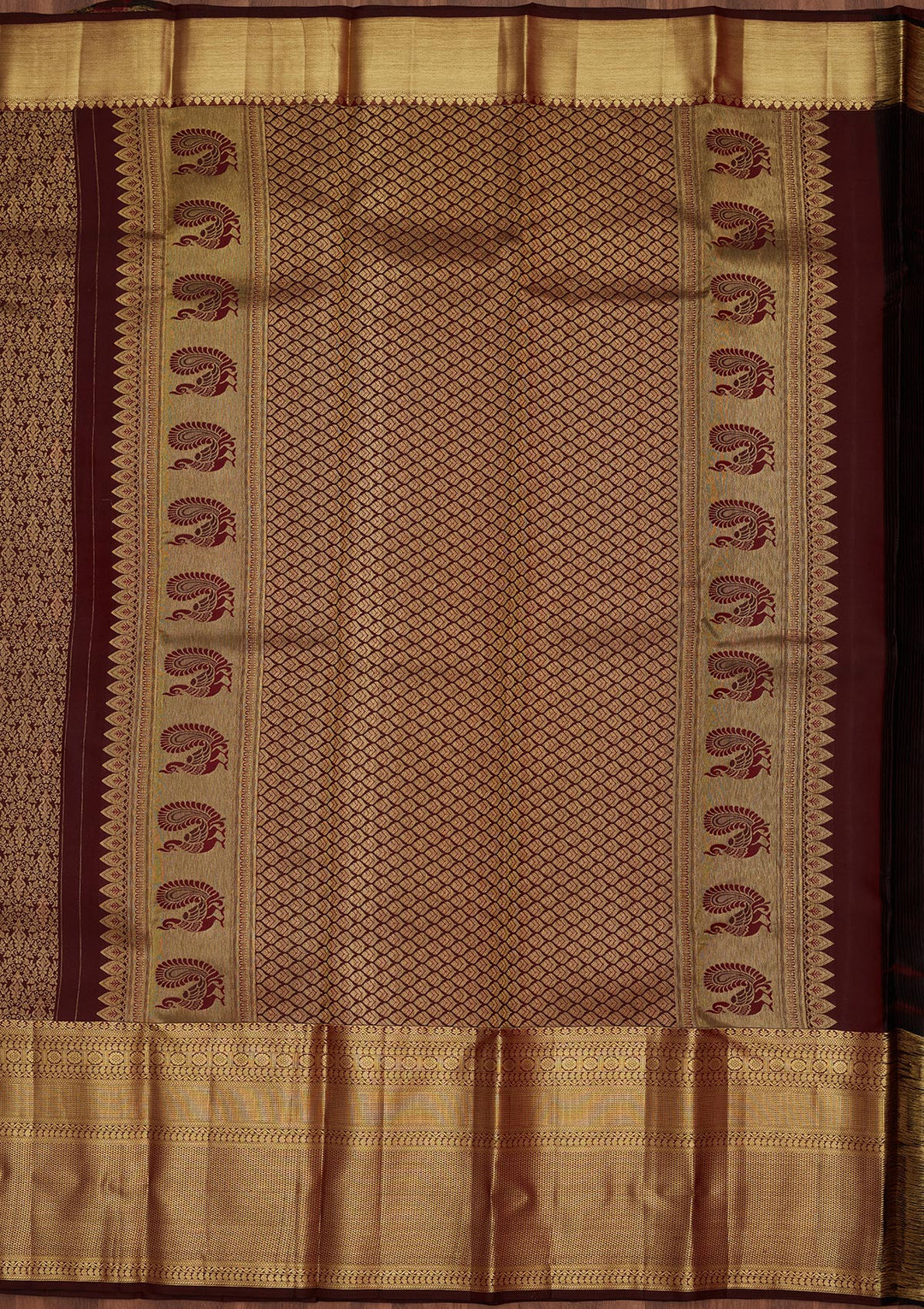 Brown Silk Buti Saree With Matching Blouse Piece