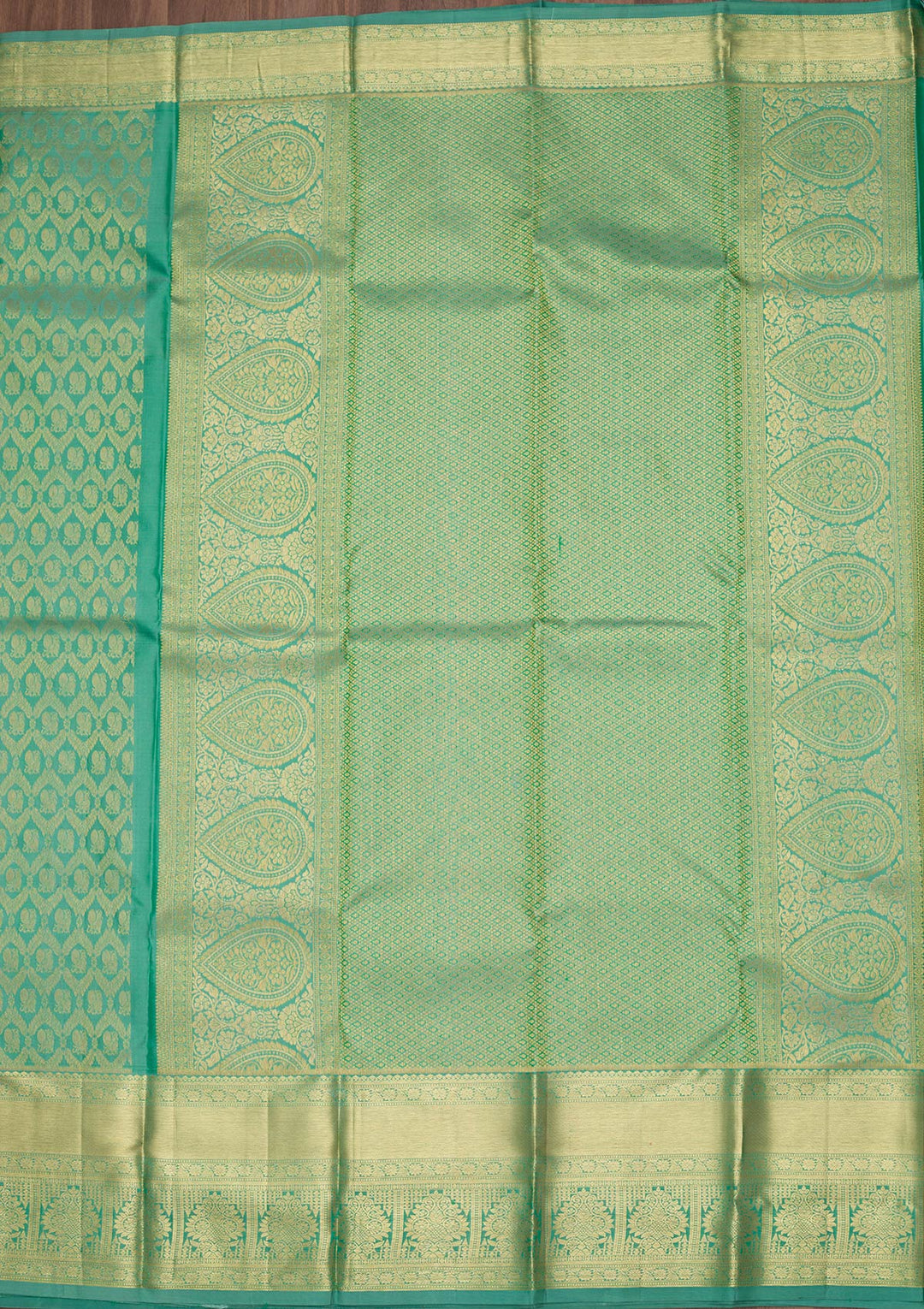 Rama Green Silk Jaal Saree With Matching Blouse Piece