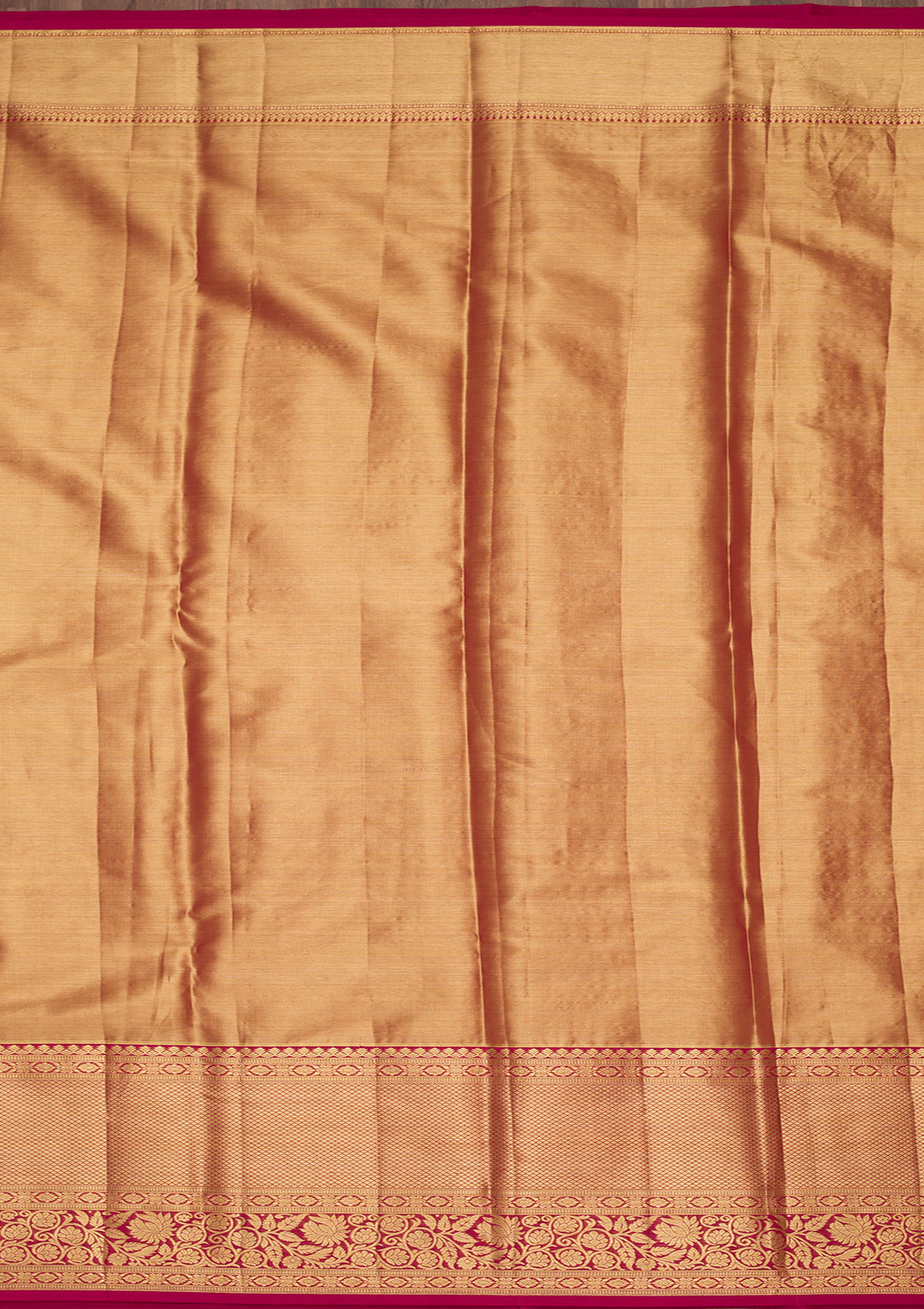 Lavender Silk Jaal Zariwork Saree With Matching Blouse Piece