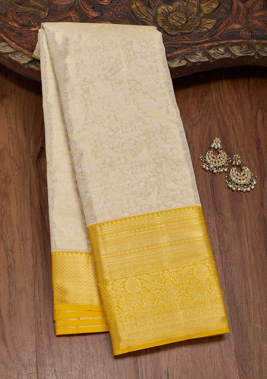 Cream Silk Jaal Zariwork Saree With Matching Blouse Piece