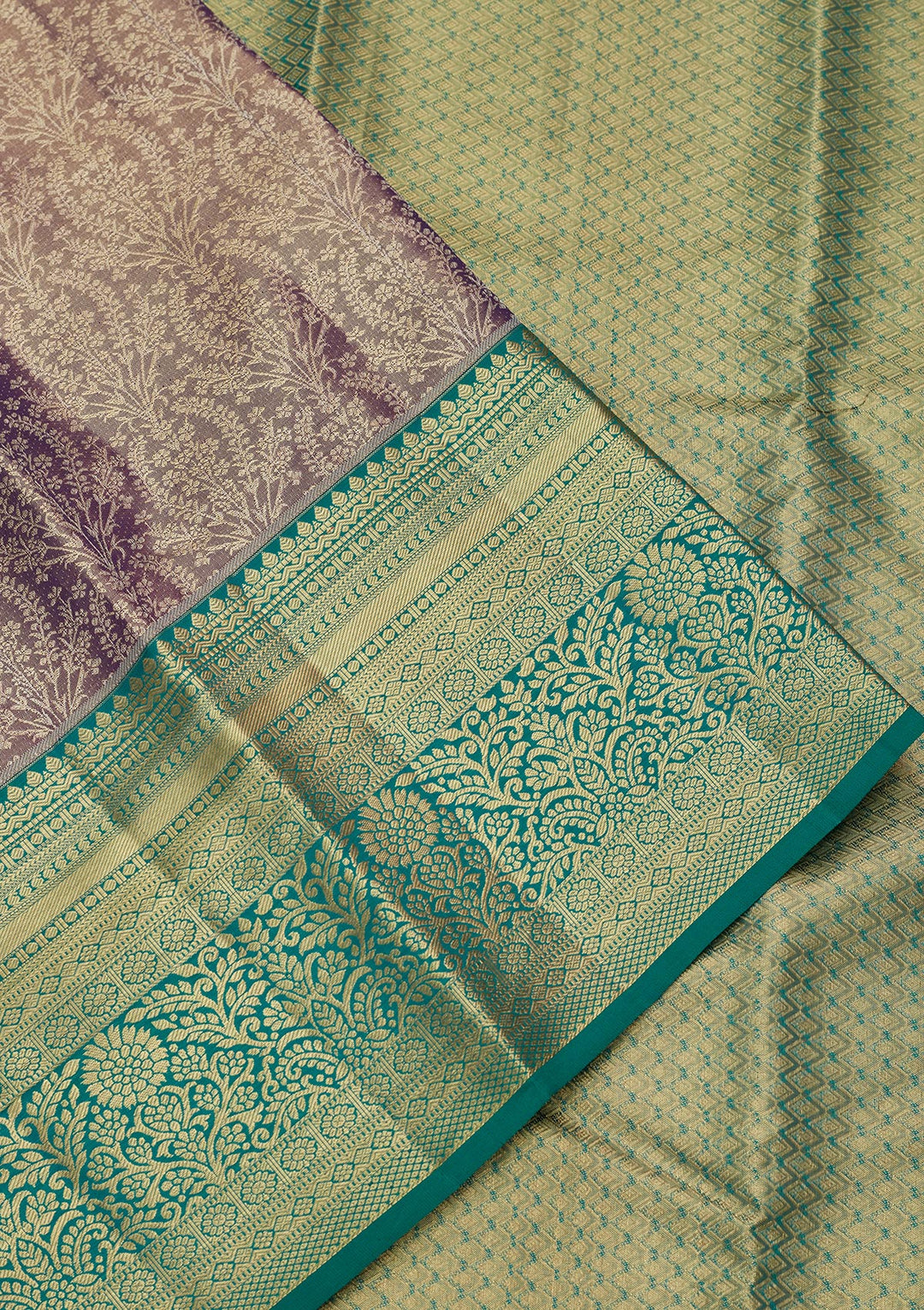 Grey Silk Jaal Zariwork Saree With Matching Blouse Piece