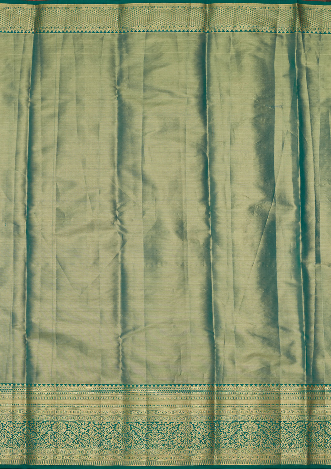Grey Silk Jaal Zariwork Saree With Matching Blouse Piece