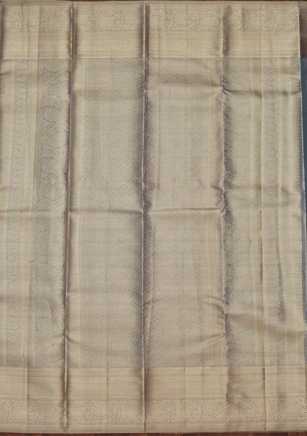 Silver Tissue Jaal Saree With Matching Blouse Piece