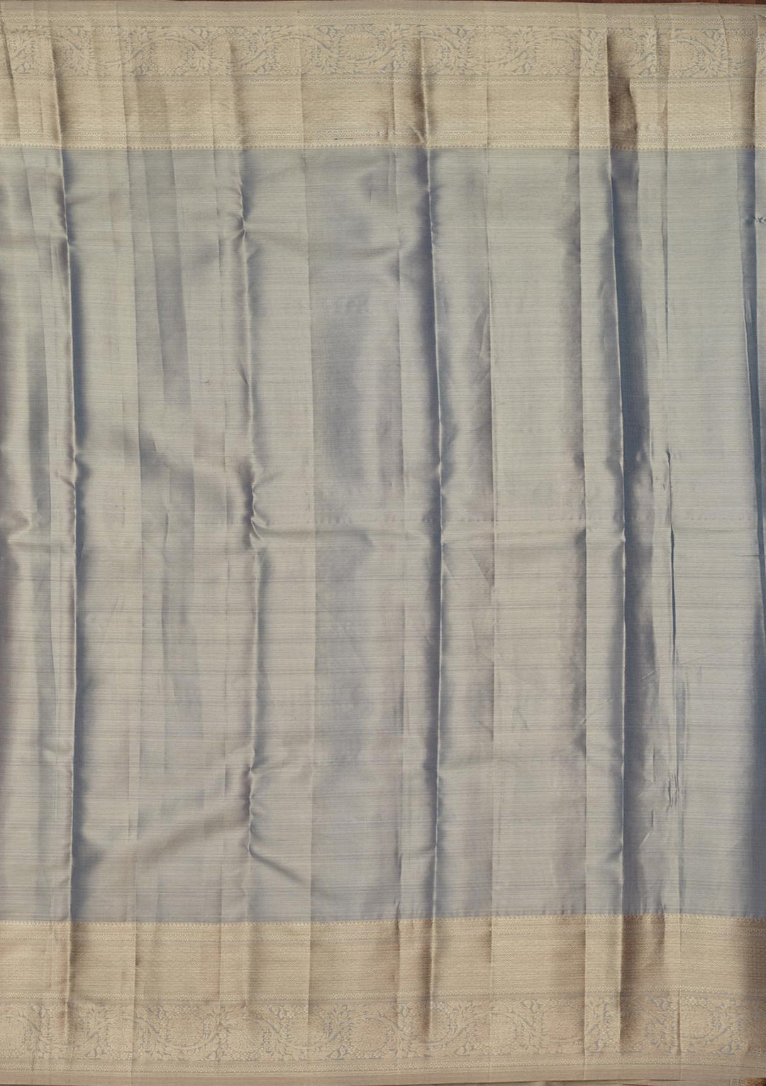 Silver Tissue Jaal Saree With Matching Blouse Piece