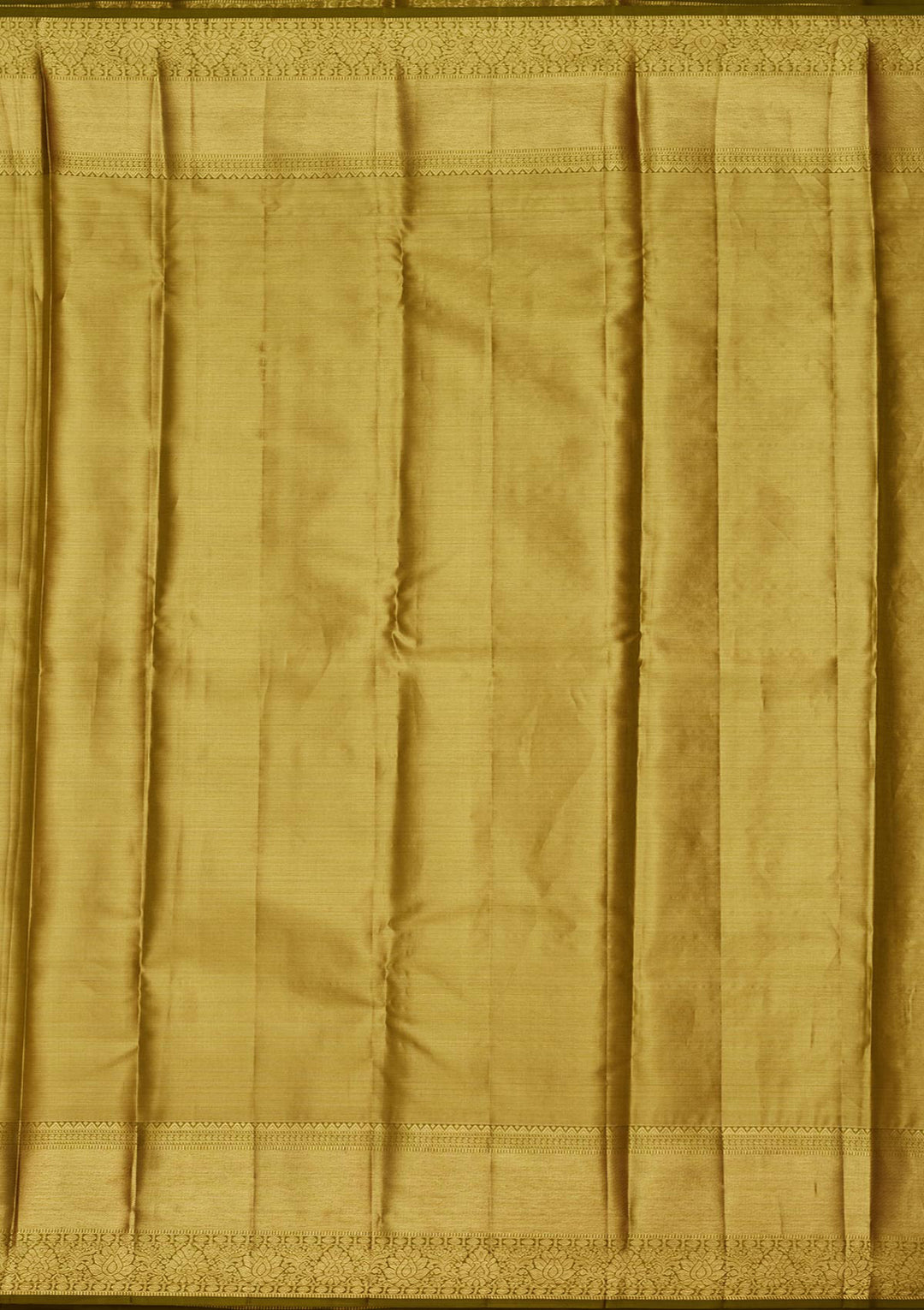 Parrot Green Silk Jaal Saree With Matching Blouse Piece