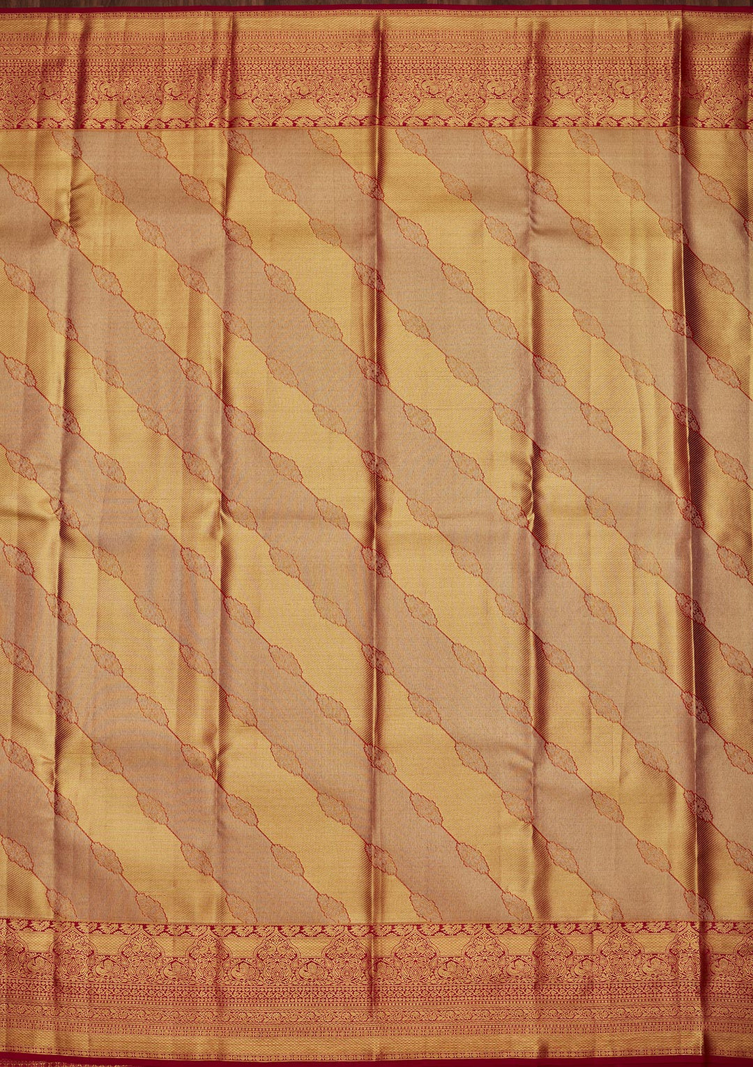 Multi Tissue Jaal Saree With Matching Blouse Piece