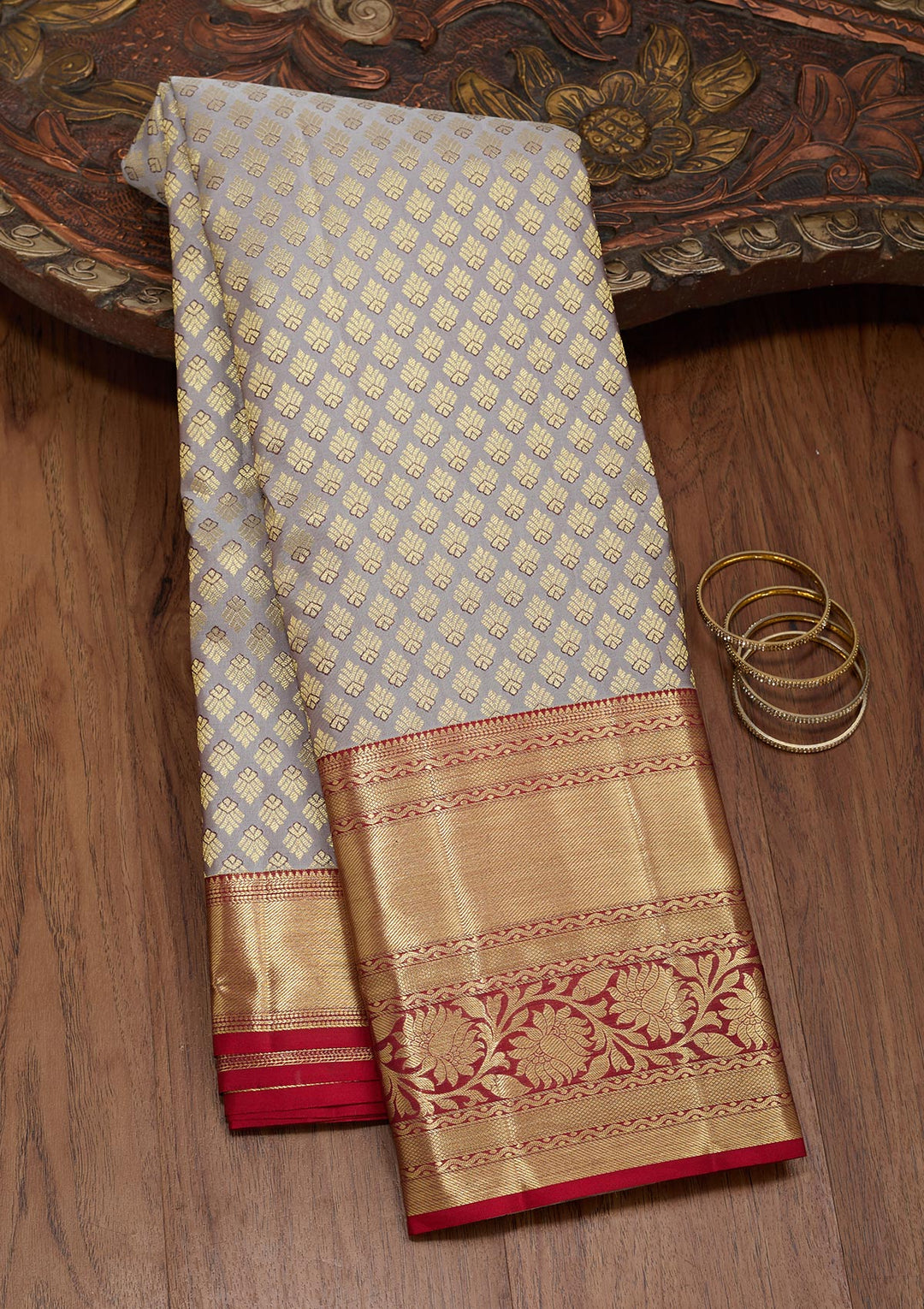 Grey Silk Buti Saree With Matching Blouse Piece