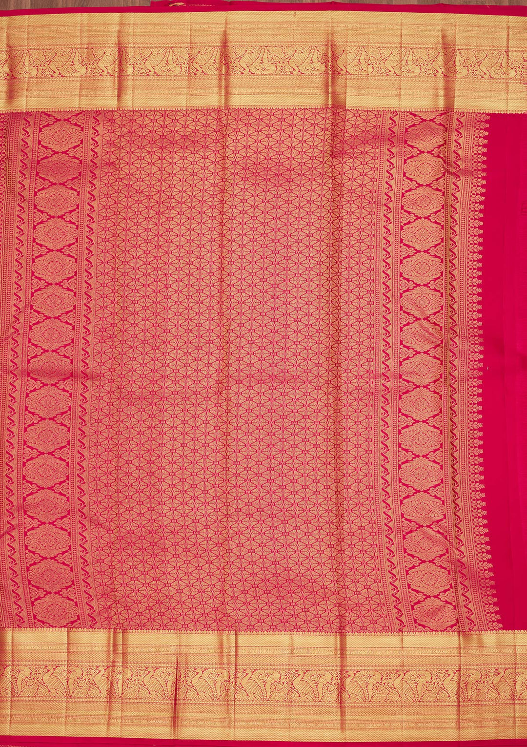 Rani Pink Silk Jaal Zariwork Saree With Matching Blouse Piece
