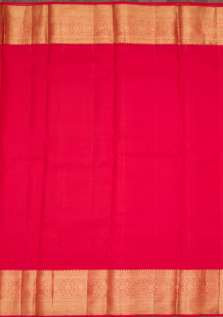 Red Silk Jaal Zariwork Saree With Matching Blouse Piece
