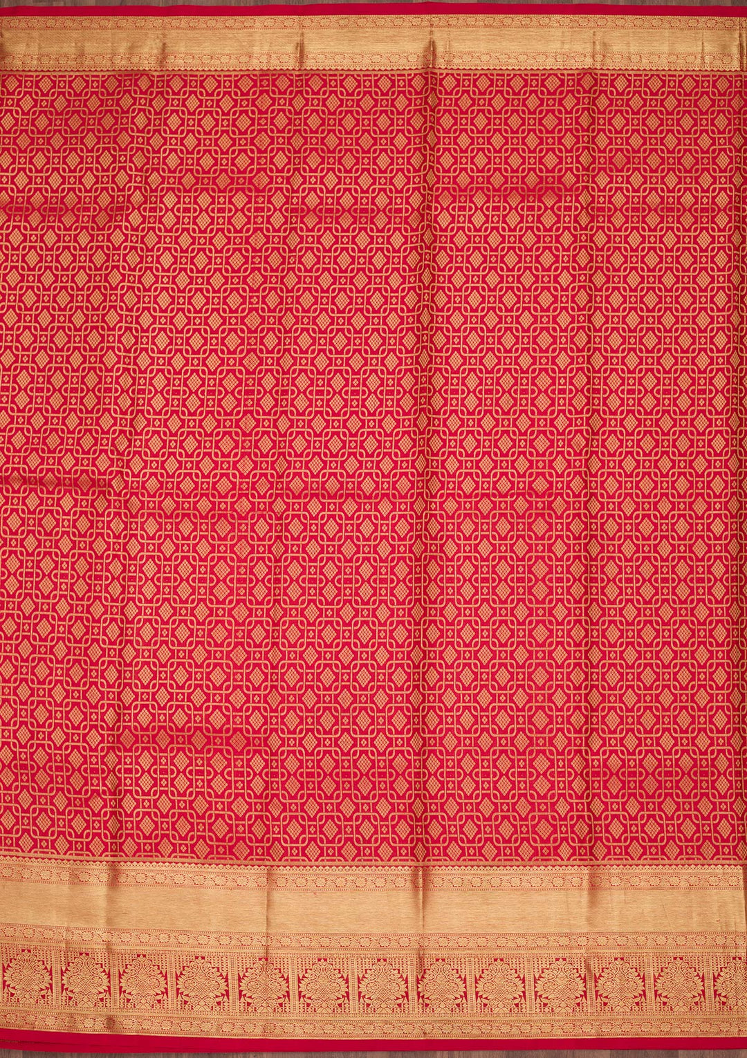 Maroon Silk Jaal Zariwork Saree With Matching Blouse Piece