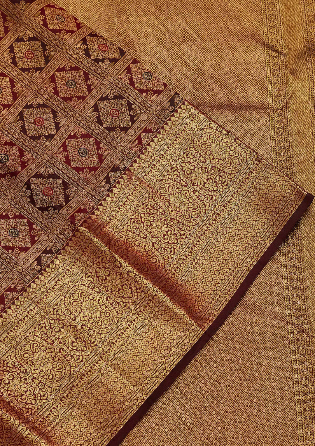 Multi Silk Checks Saree With Matching Blouse Piece