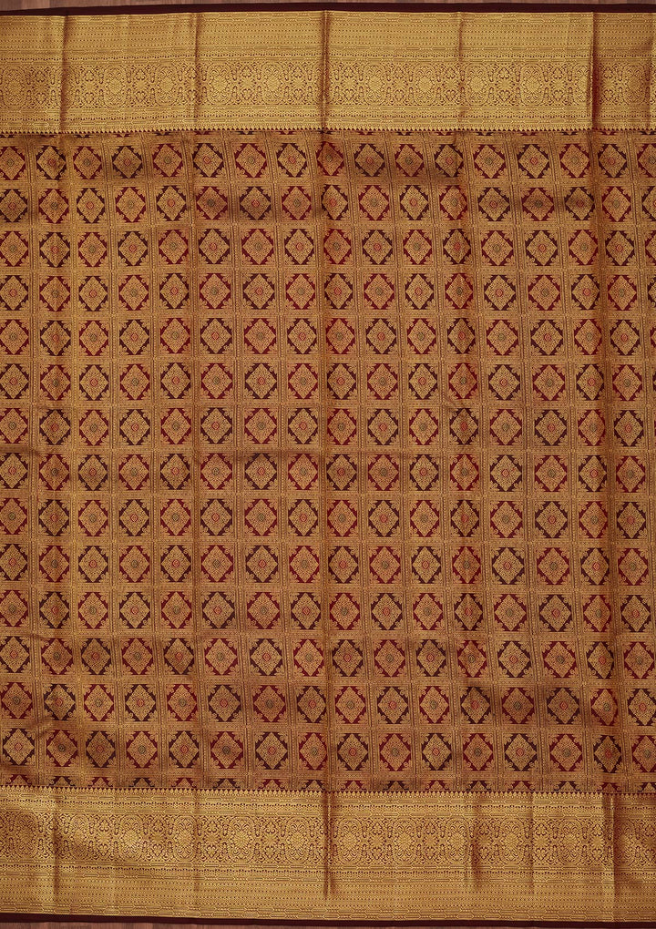 Multi Silk Checks Saree With Matching Blouse Piece