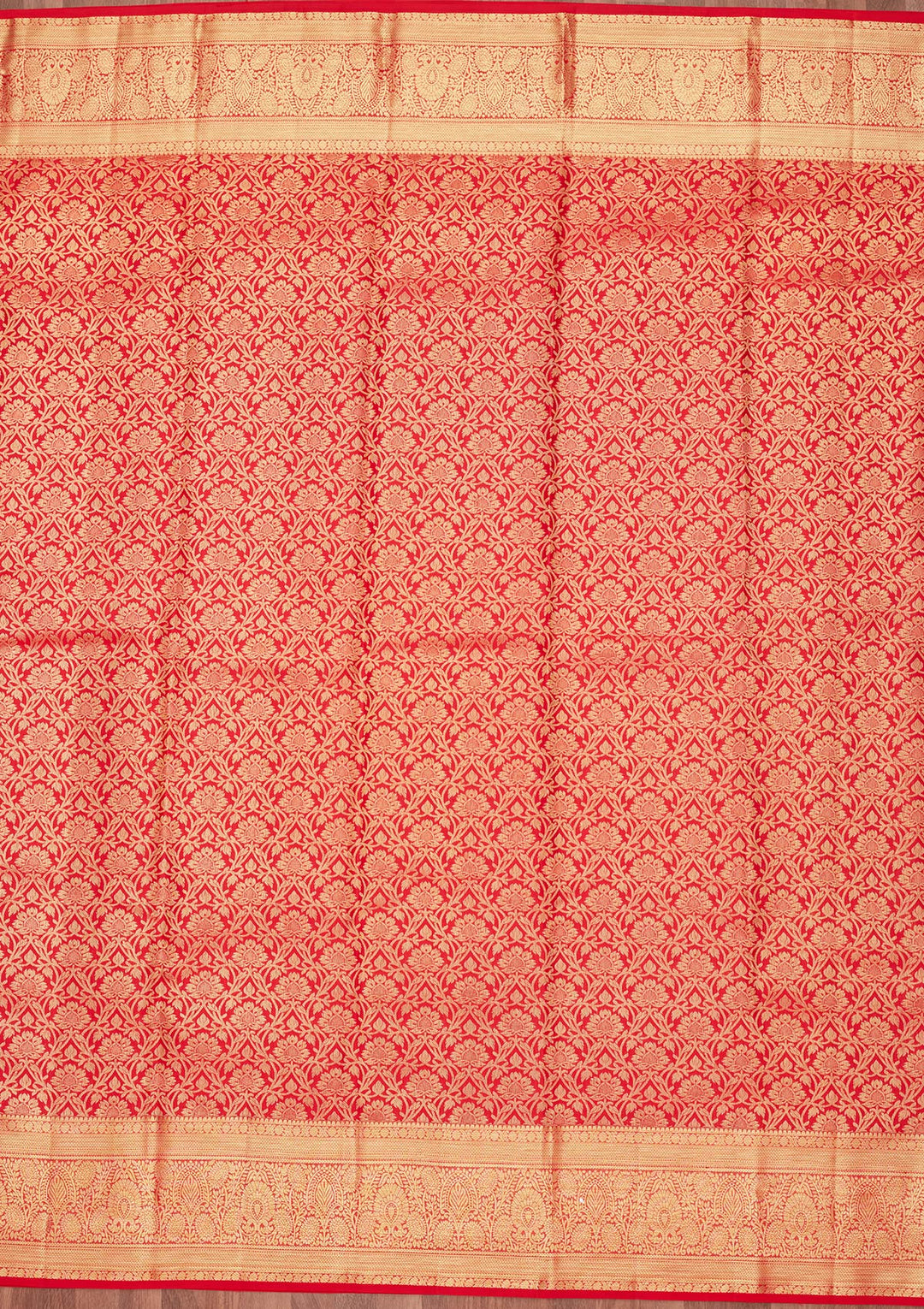 Red Silk Jaal Zariwork Saree With Matching Blouse Piece