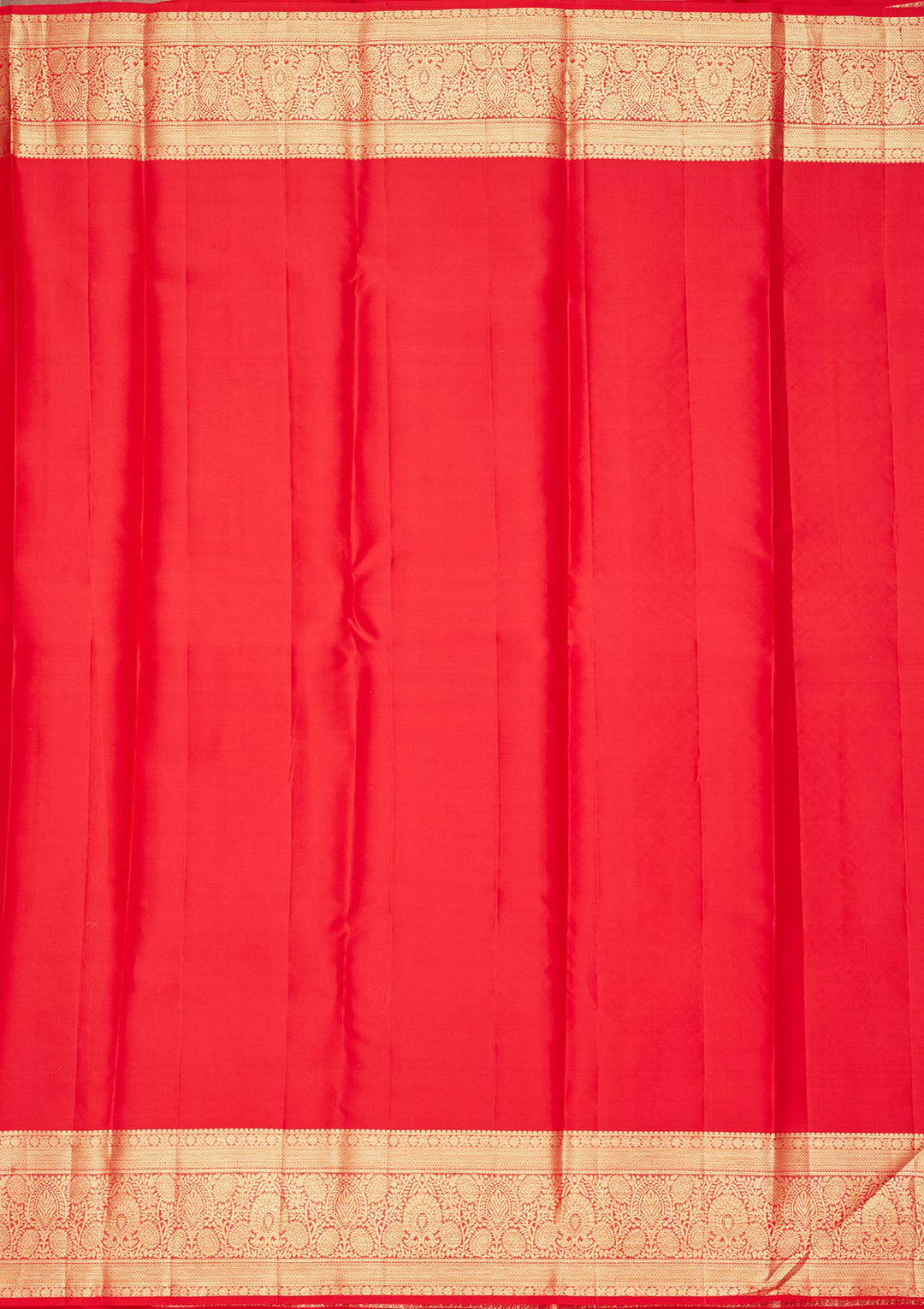 Red Silk Jaal Zariwork Saree With Matching Blouse Piece