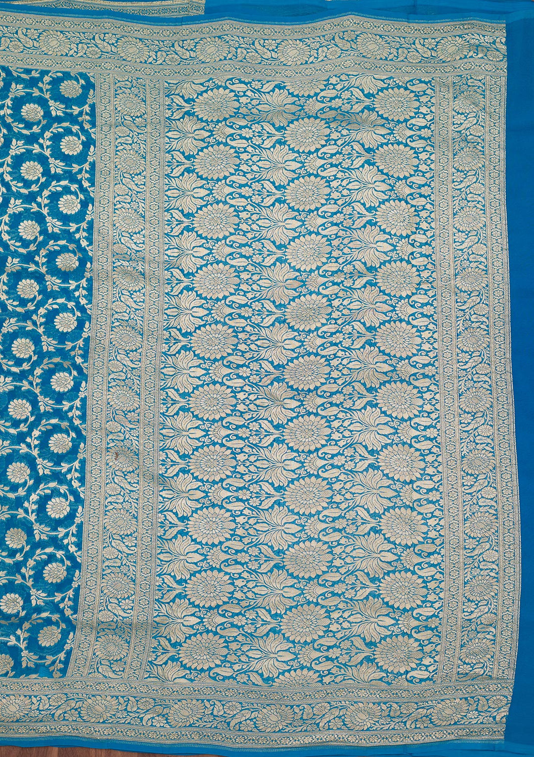 Blue Georgette Jaal Zariwork Saree With Matching Blouse Piece