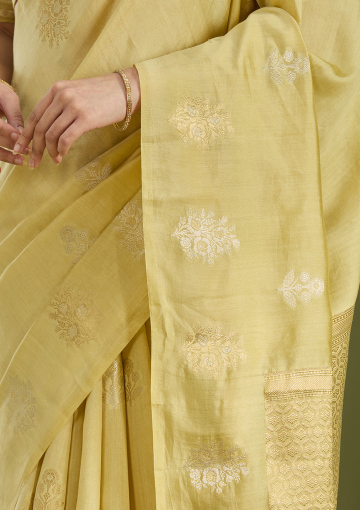 Gold Silk Buti Silver Zariwork Saree With Matching Blouse Piece