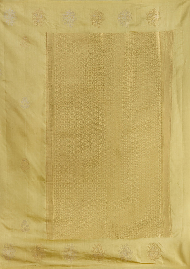 Gold Silk Buti Silver Zariwork Saree With Matching Blouse Piece