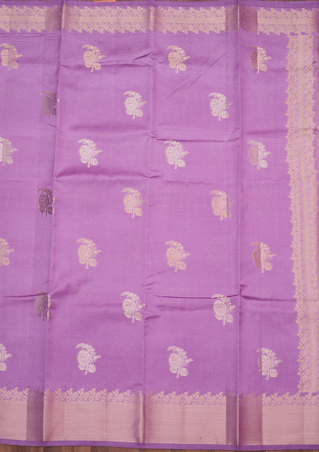 Lavender Silk Buti Gold Zariwork Saree With Matching Blouse Piece
