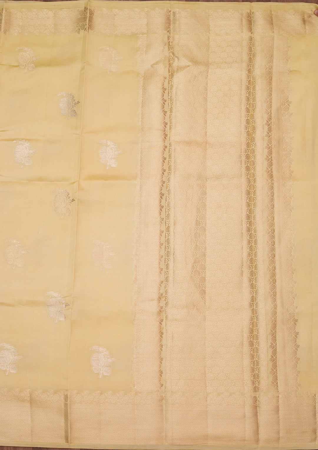Lemon Yellow Silk Buti Gold Zariwork Saree With Matching Blouse Piece