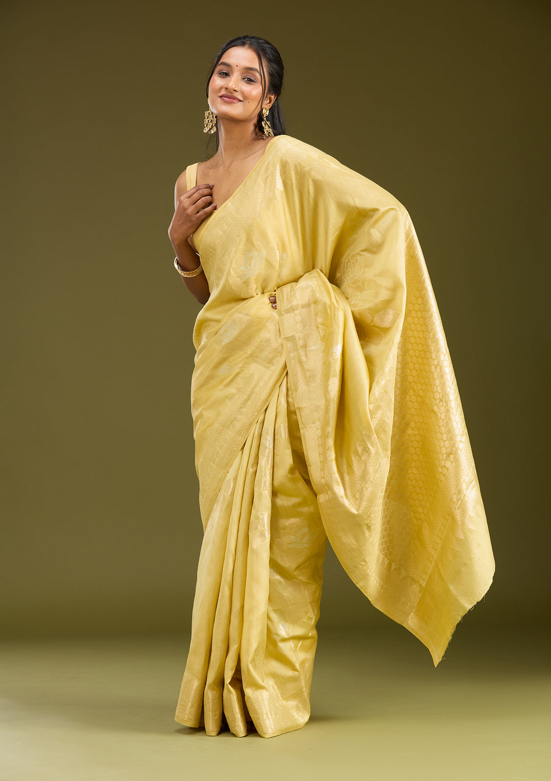 Gold Silk Buti Gold Zariwork Saree With Matching Blouse Piece