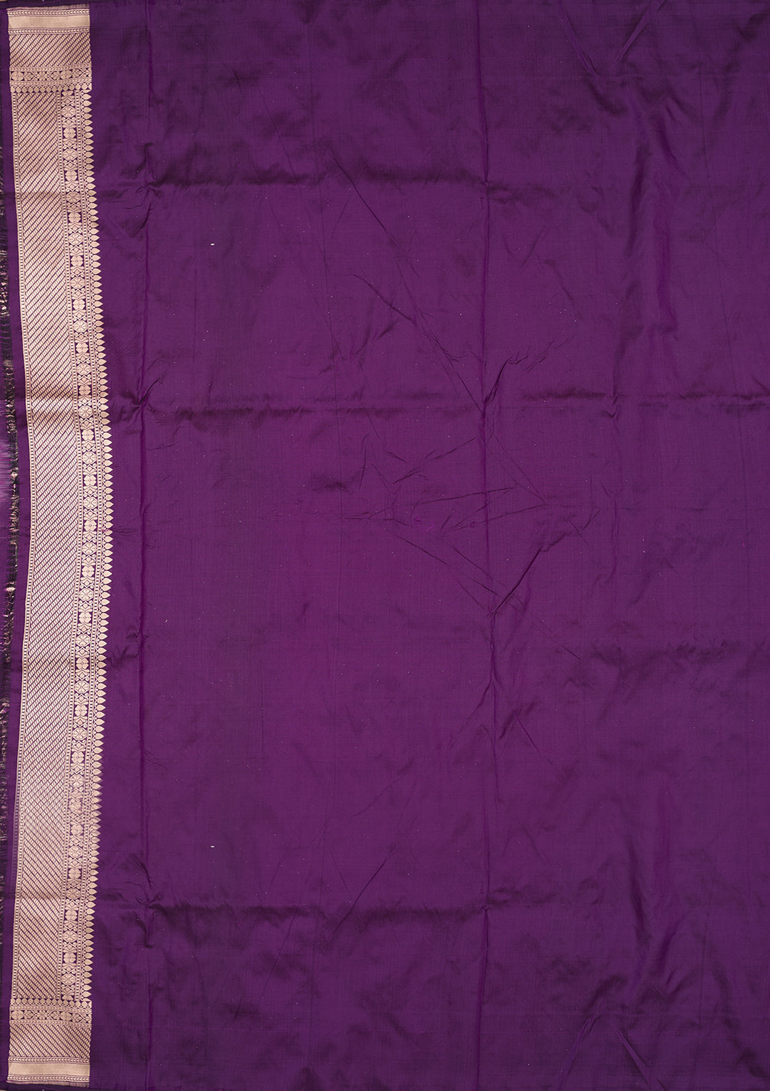 Purple Silk Jaal Zariwork Saree With Matching Blouse Piece