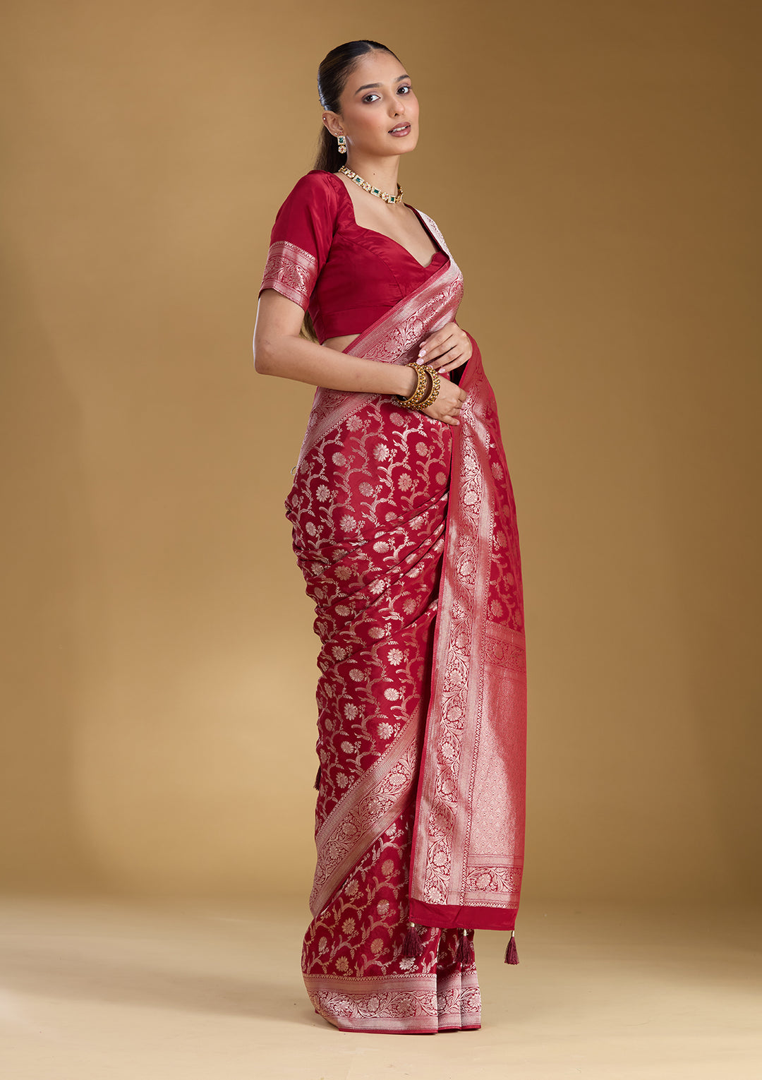 Maroon Silk Jaal Gold Zariwork Saree With Matching Blouse Piece