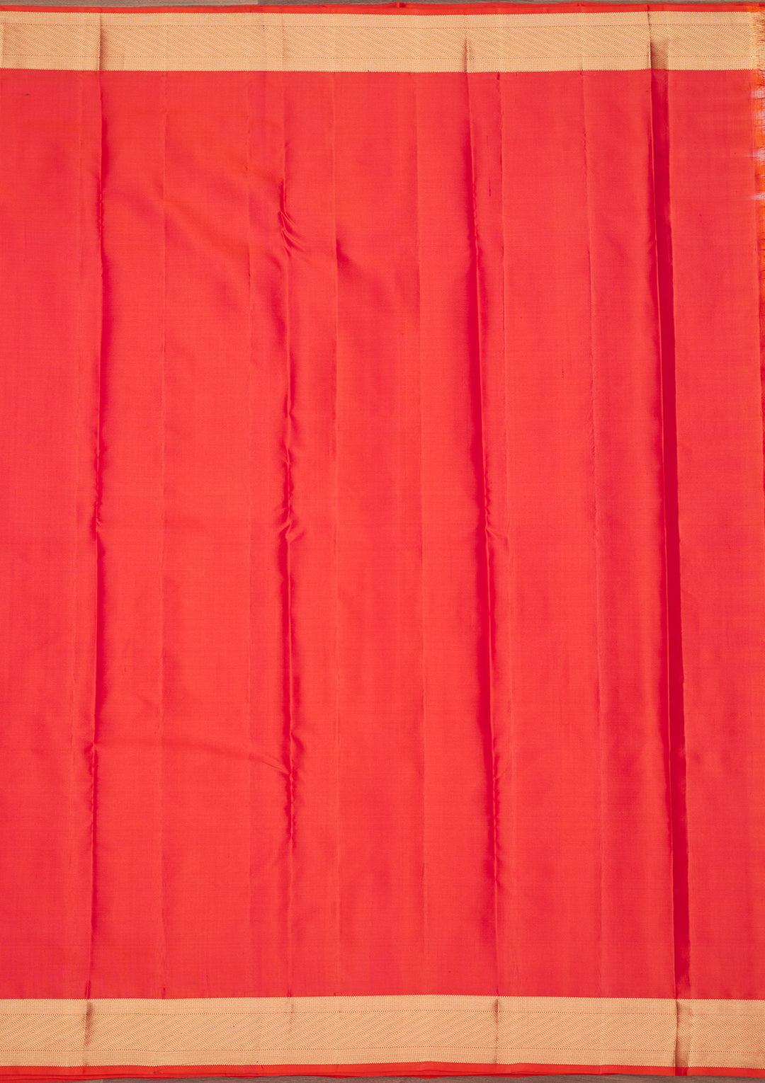 Red Pure Silk Buti Zariwork Saree With Matching Blouse Piece
