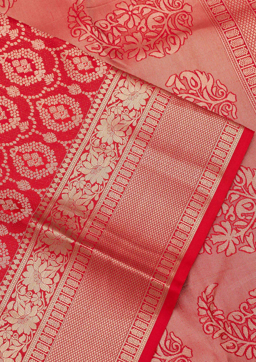 Red Pure Silk Jaal Gold Zariwork Saree With Matching Blouse Piece