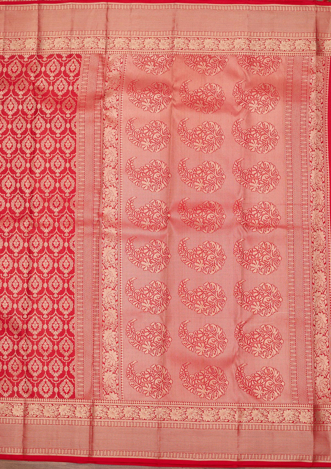 Red Pure Silk Jaal Gold Zariwork Saree With Matching Blouse Piece