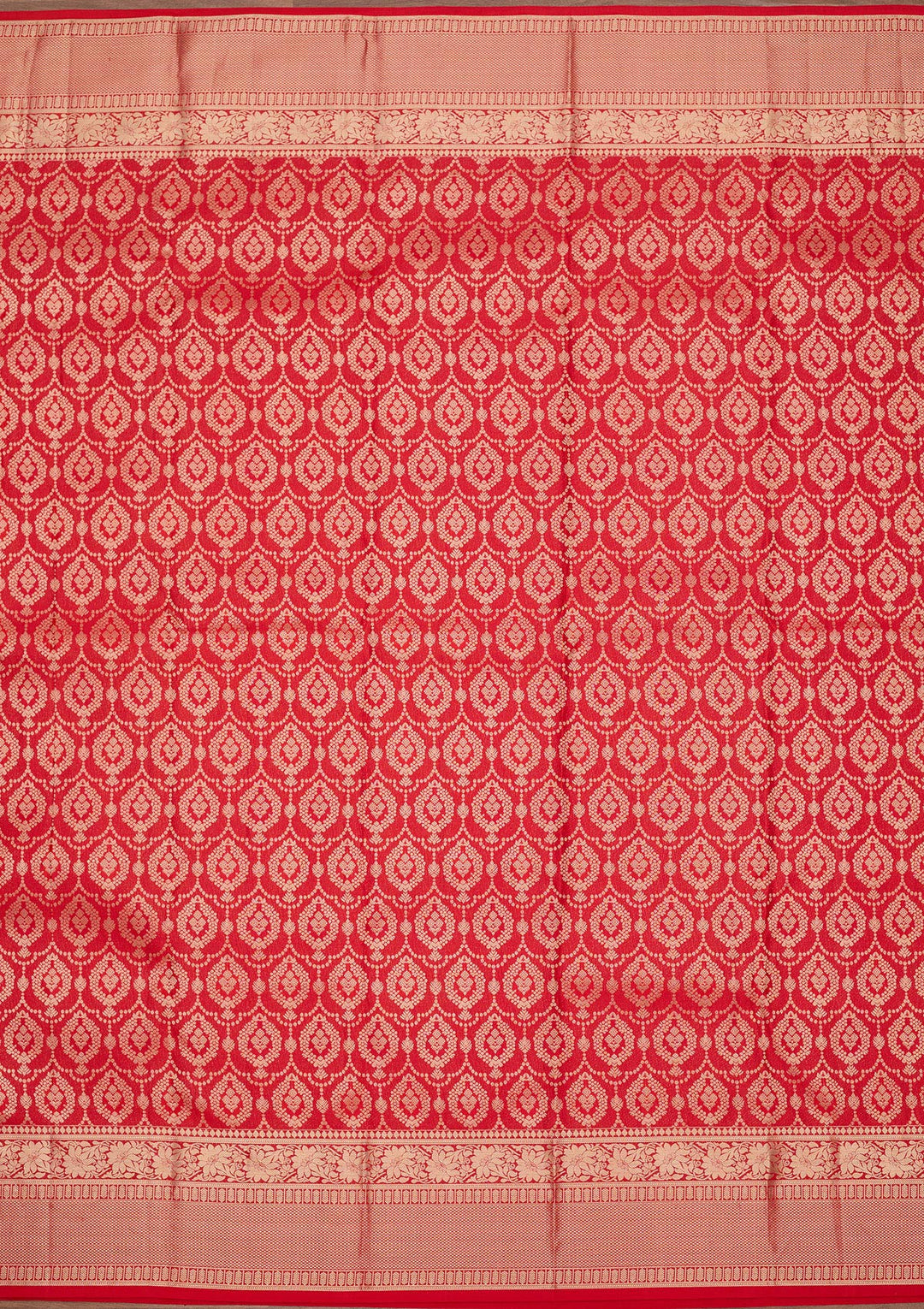 Red Pure Silk Jaal Gold Zariwork Saree With Matching Blouse Piece