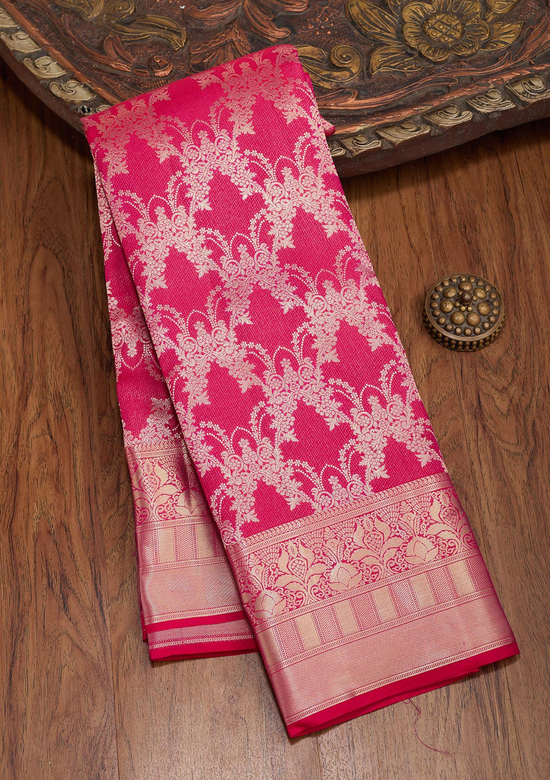 Red Pure Silk Jaal Gold Zariwork Saree With Matching Blouse Piece