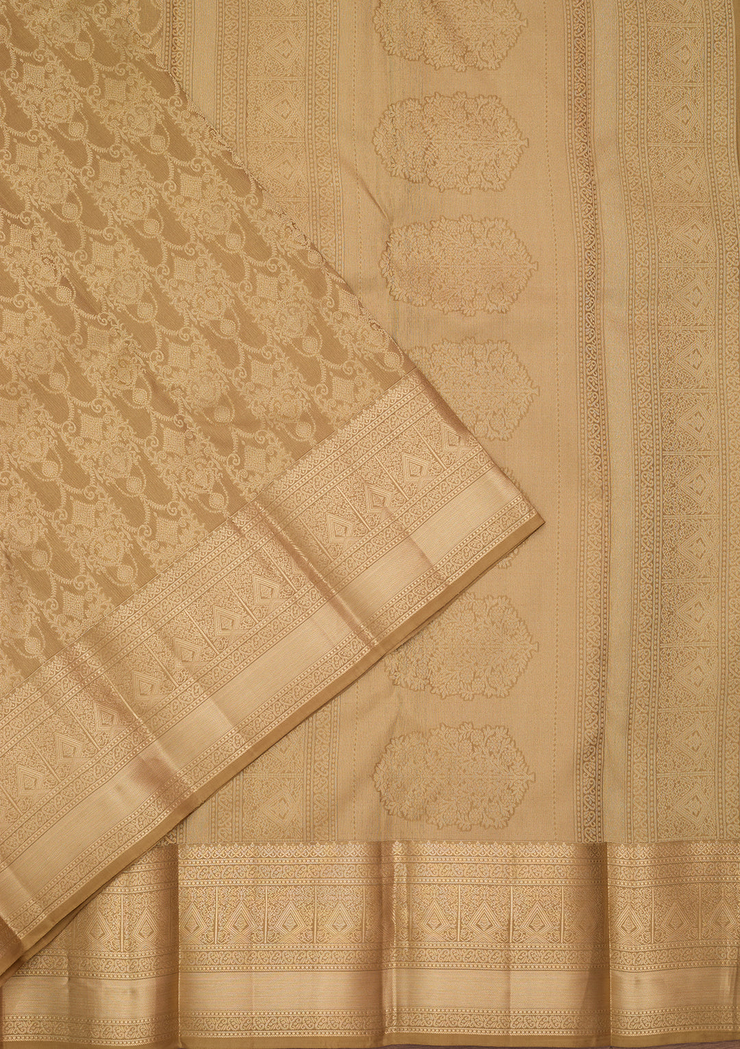 Mehendi Pure Silk Jaal Saree With Matching Blouse Piece