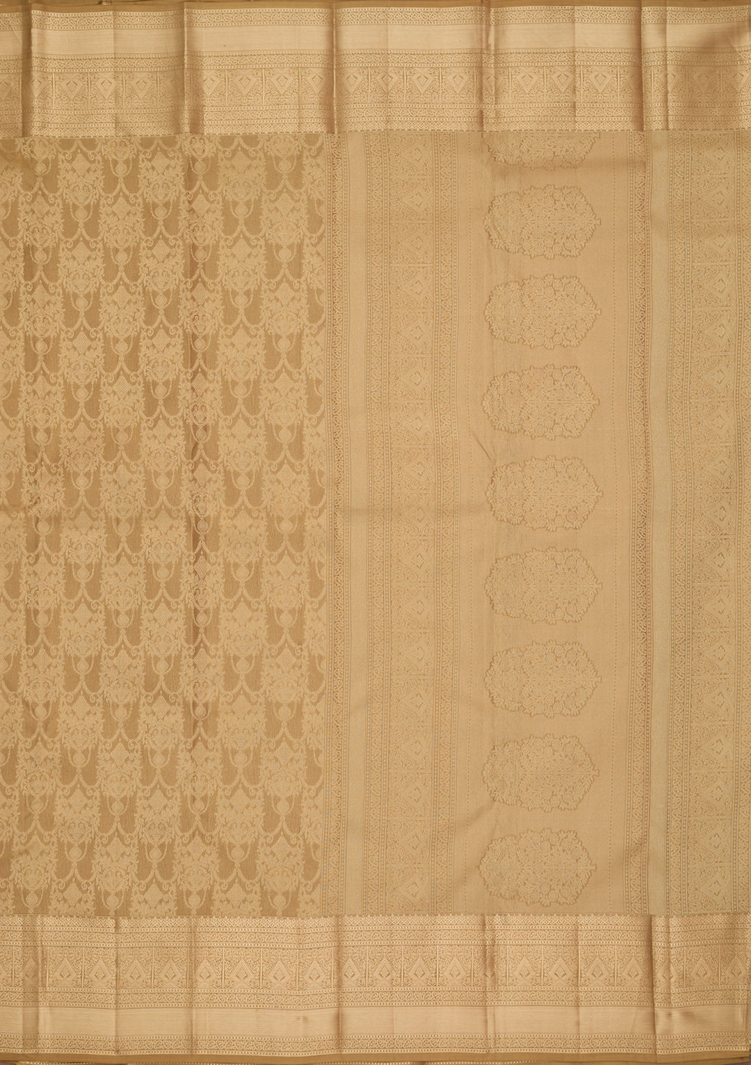 Mehendi Pure Silk Jaal Saree With Matching Blouse Piece