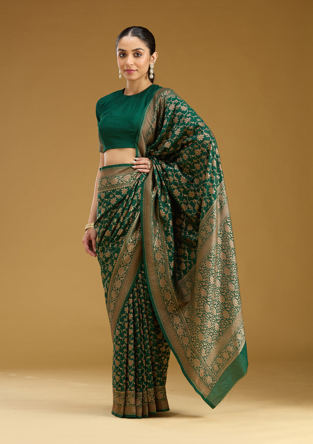 Green Georgette Jaal Gold Zariwork Saree With Matching Blouse Piece