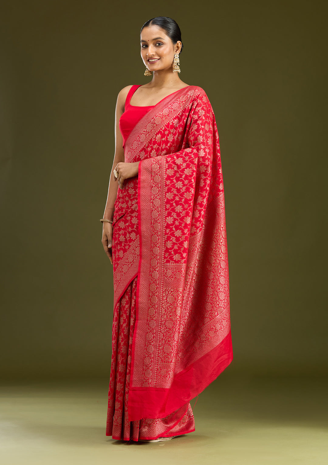 Red Georgette Jaal Gold Zariwork Saree With Matching Blouse Piece