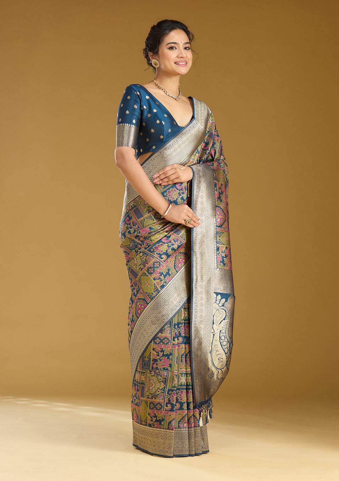 Peacock Blue Silk Jaal Printed Saree With Matching Blouse Piece