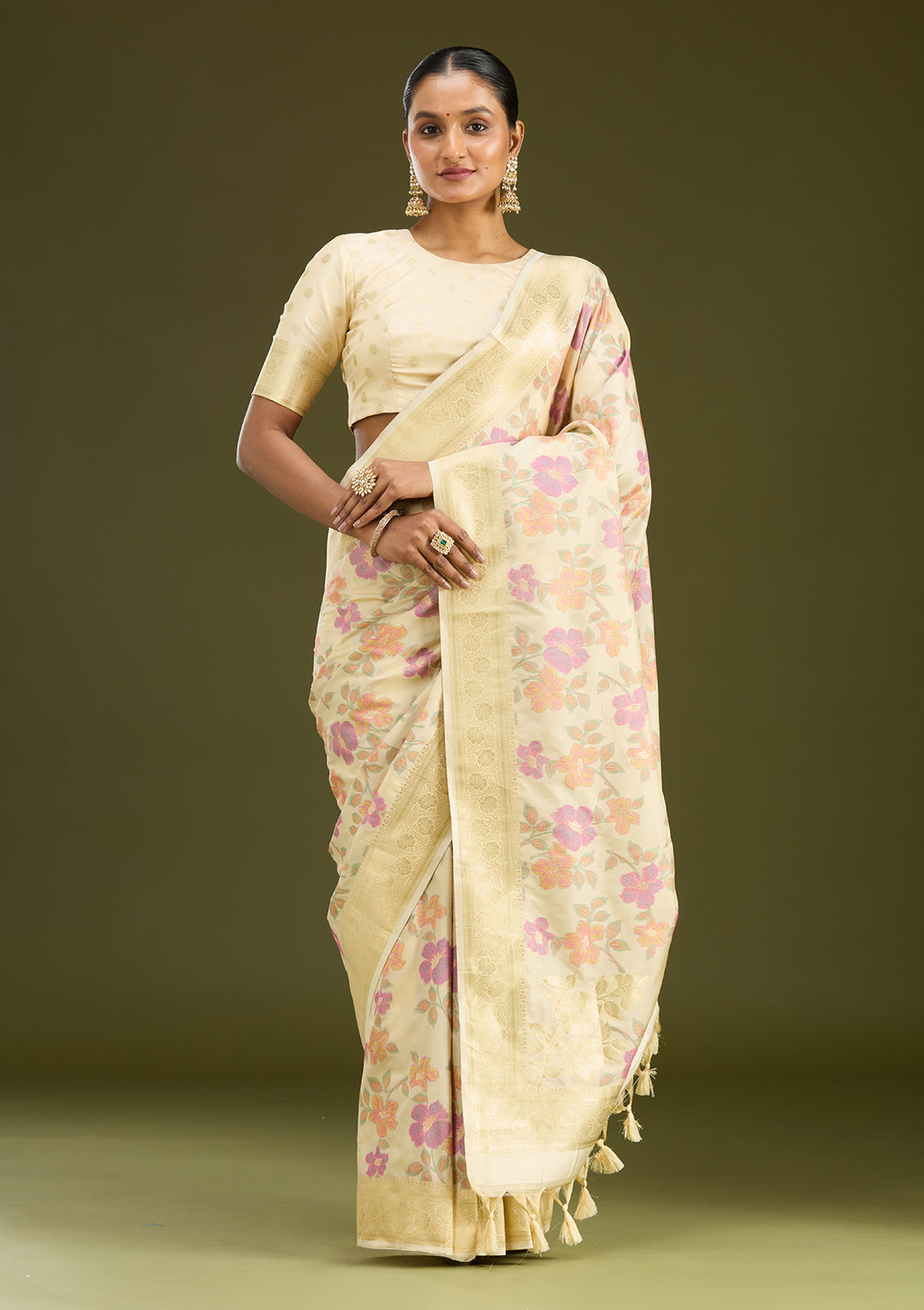 Cream Silk Jaal Printed Saree With Matching Blouse Piece