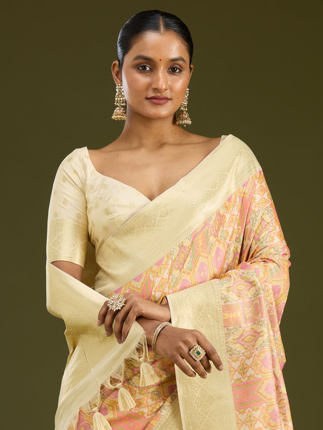 Cream Silk Jaal Printed Saree With Matching Blouse Piece