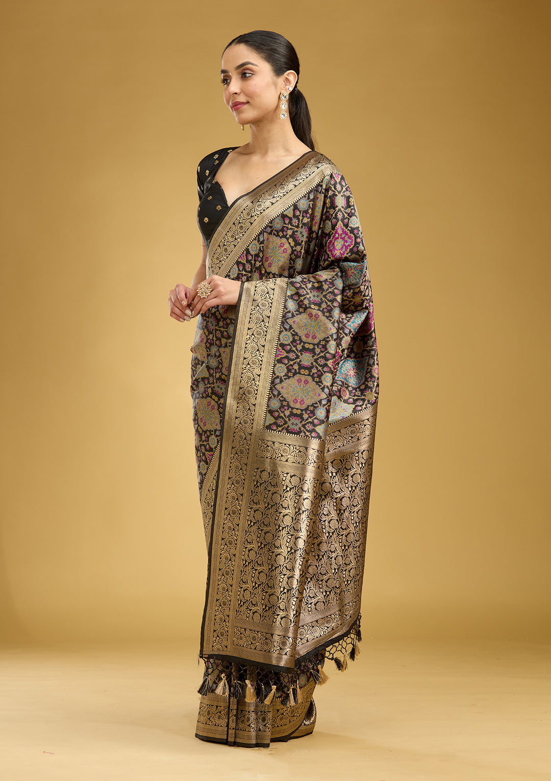 Black Silk Jaal Printed Saree With Matching Blouse Piece