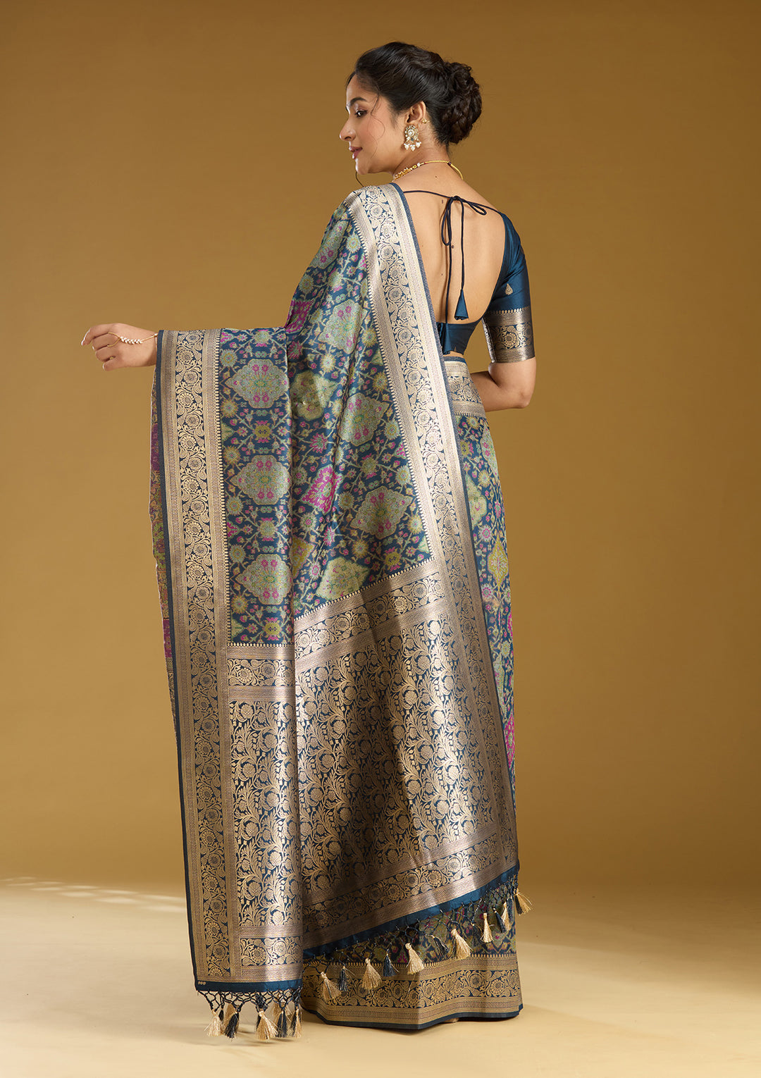 Peacock Blue Silk Jaal Printed Saree With Matching Blouse Piece