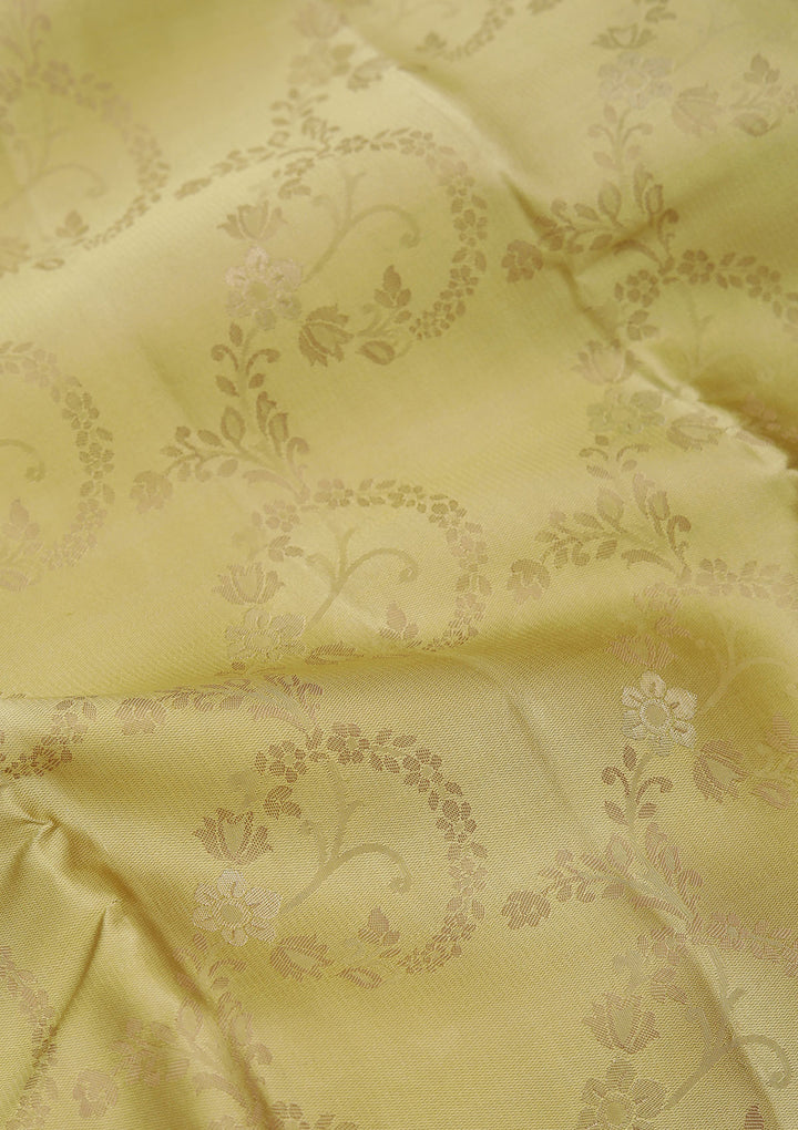 Mehendi Pure Silk Jaal Zariwork Saree With Matching Blouse Piece