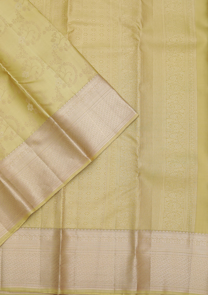 Mehendi Pure Silk Jaal Zariwork Saree With Matching Blouse Piece