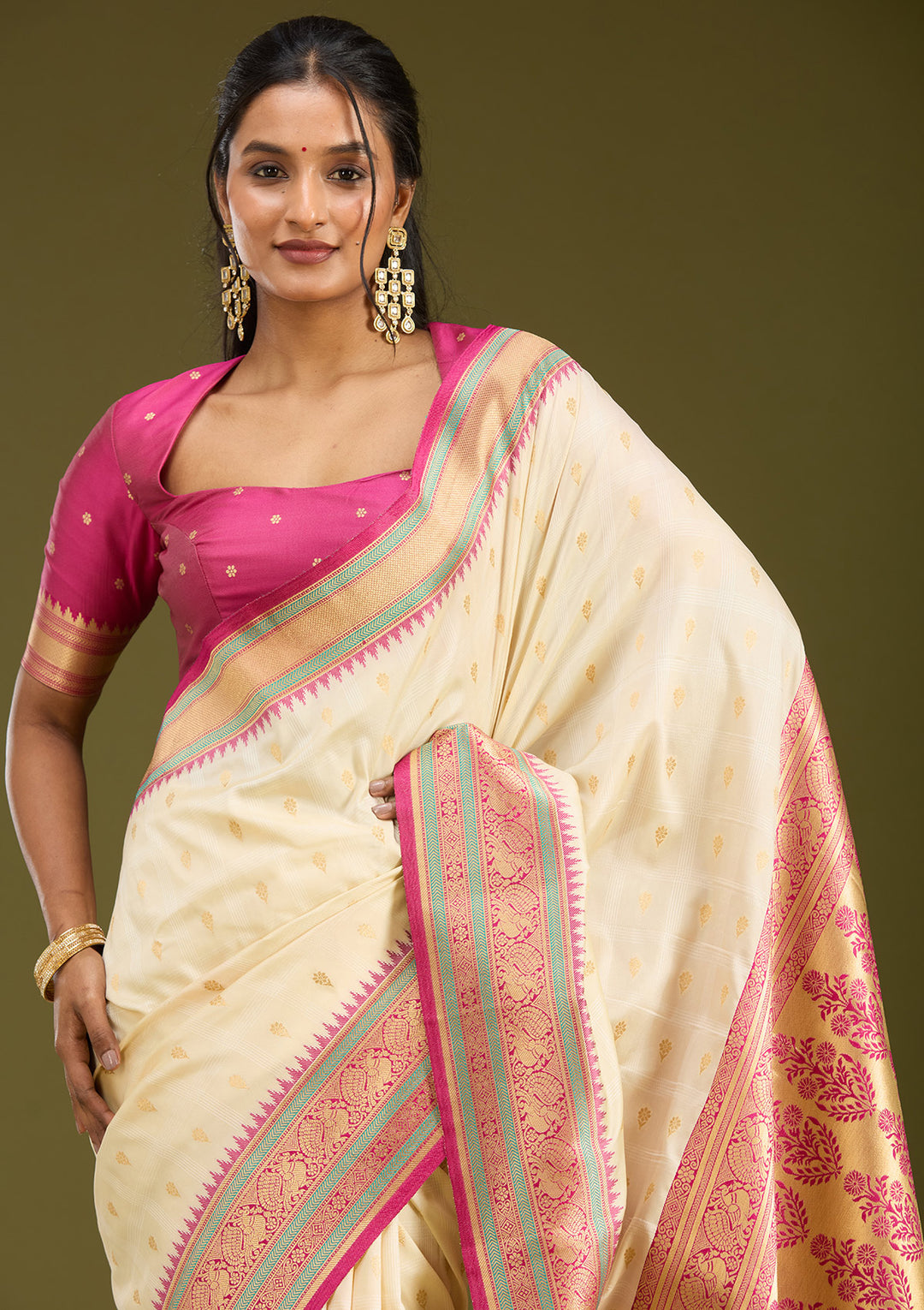 Off White Silk Buti Gold Zariwork Saree With Matching Blouse Piece