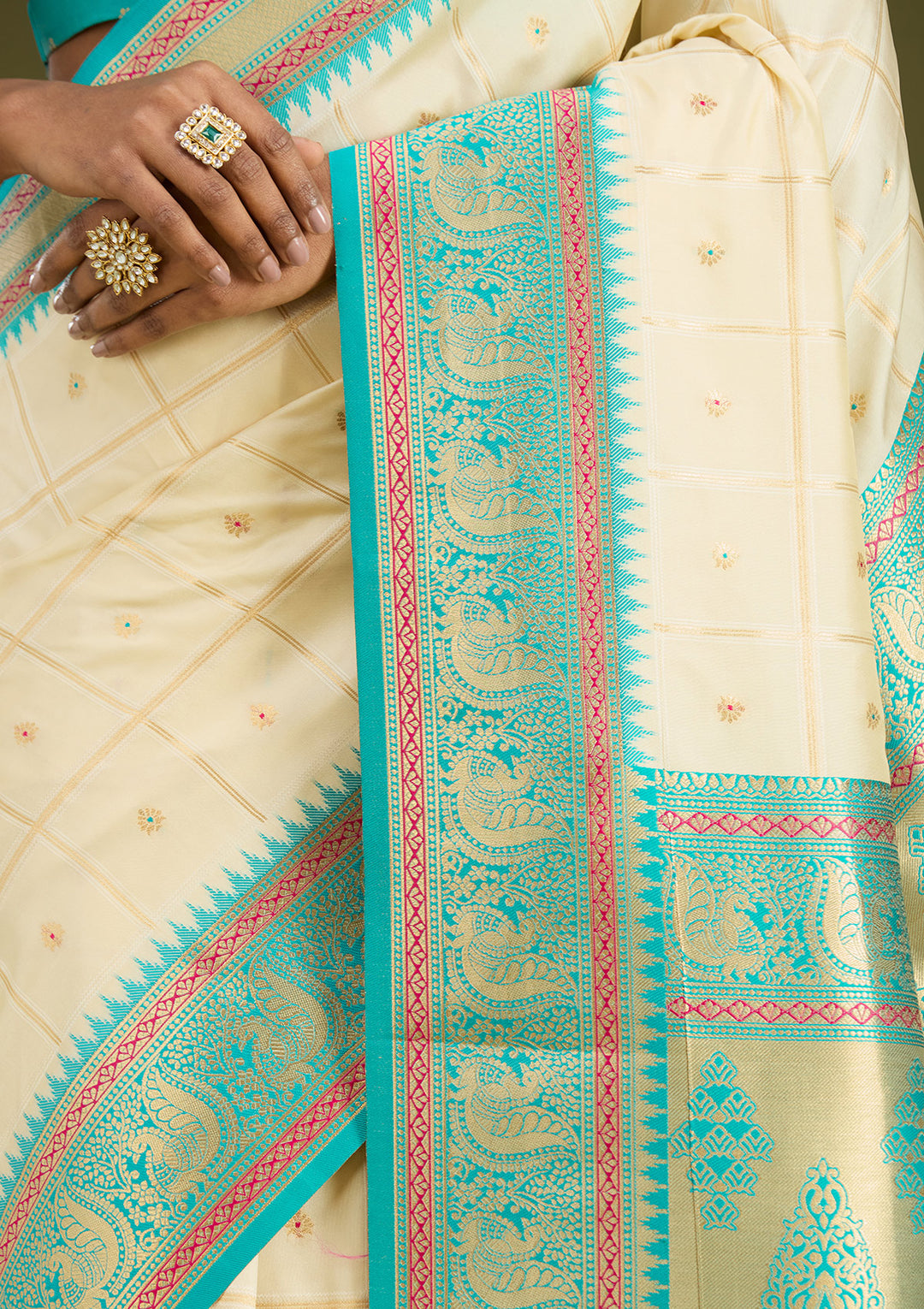 Off White Silk Checks Gold Zariwork Saree With Matching Blouse Piece