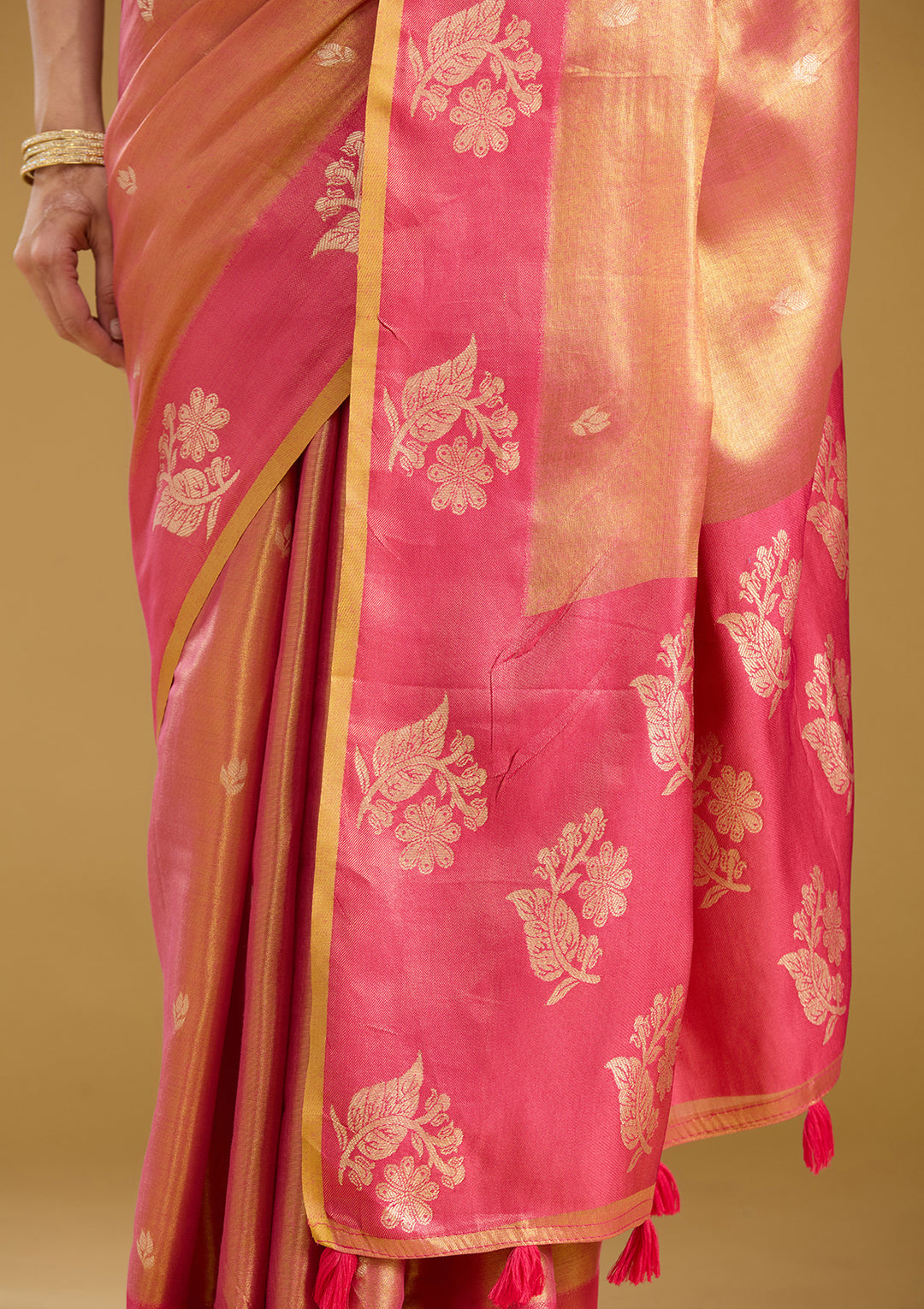 Onion Pink Silk Buti Gold Zariwork Saree With Matching Blouse Piece