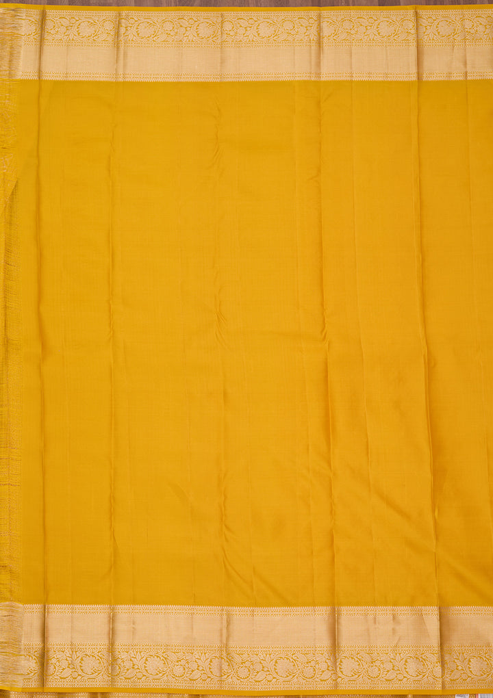 Yellow Pure Silk Jaal Silver Zariwork Saree With Matching Blouse Piece