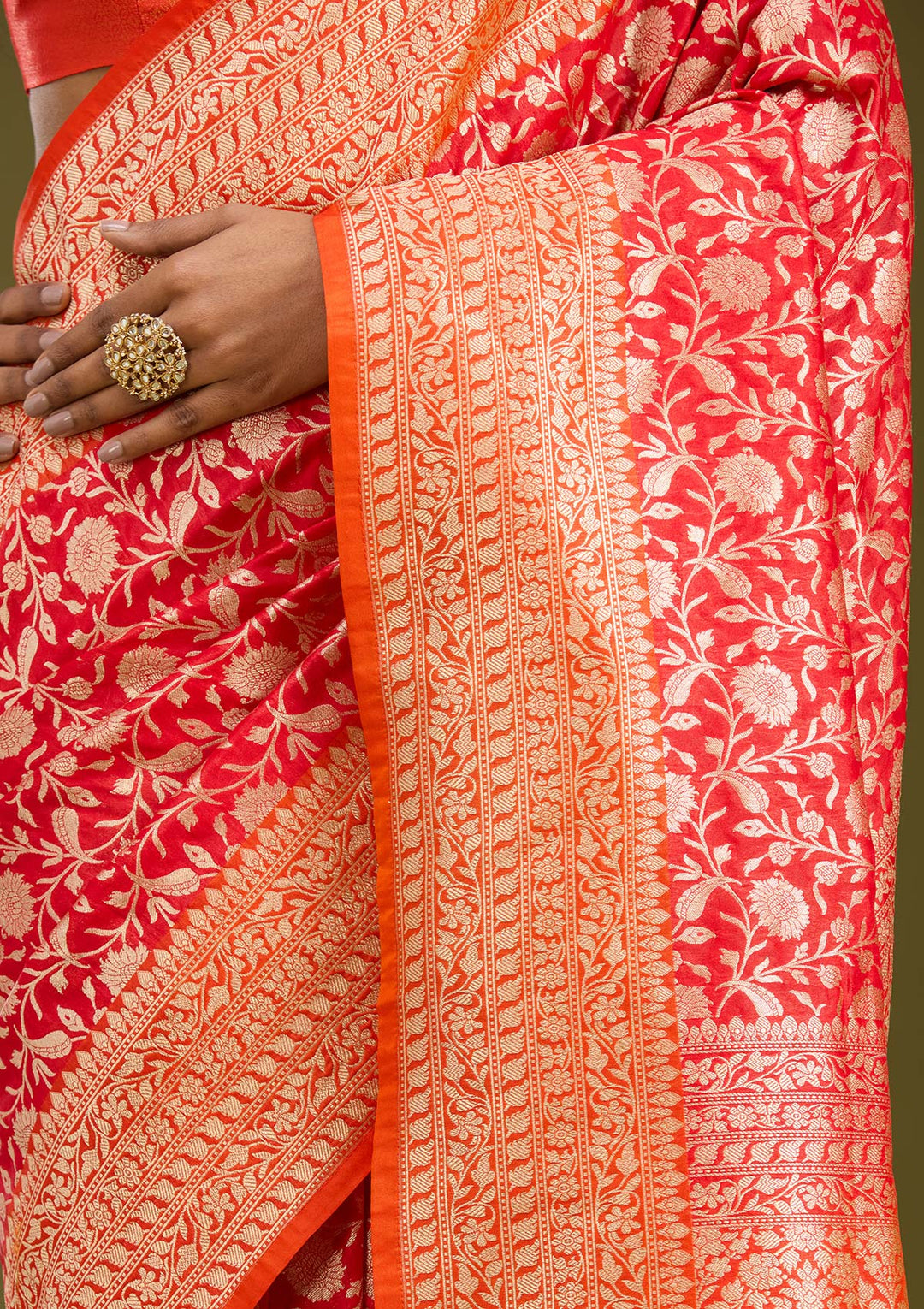 Red Silk Jaal Gold Zariwork Saree With Matching Blouse Piece